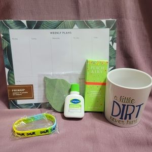 Leafy Green Beatuy & Stationary Bundle